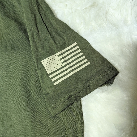 NWT Under Armour Freedom T Shirt Green L - Picture 7 of 9